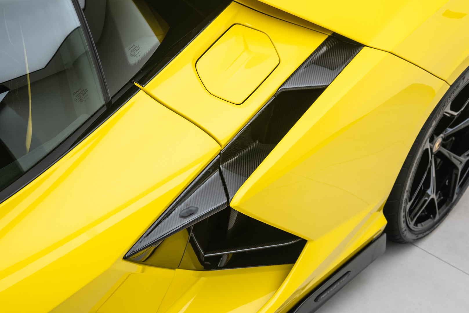 2024 LAMBORGHINI REVUELTO | FULL CARBON PACKAGE | 